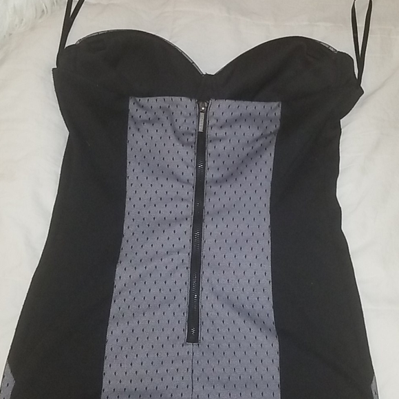 Strapless Kardashian kollection - Picture 4 of 4